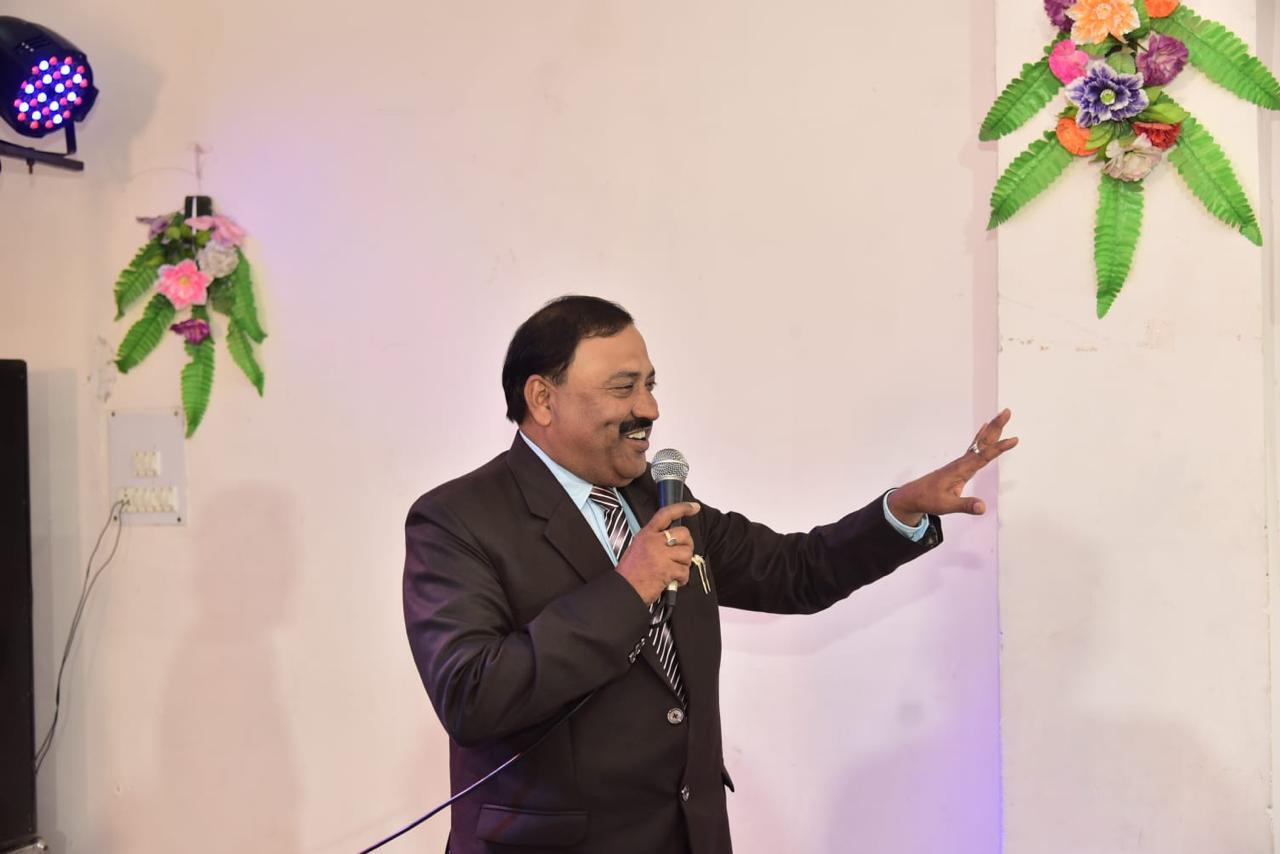 Anchoring an indoor celebration